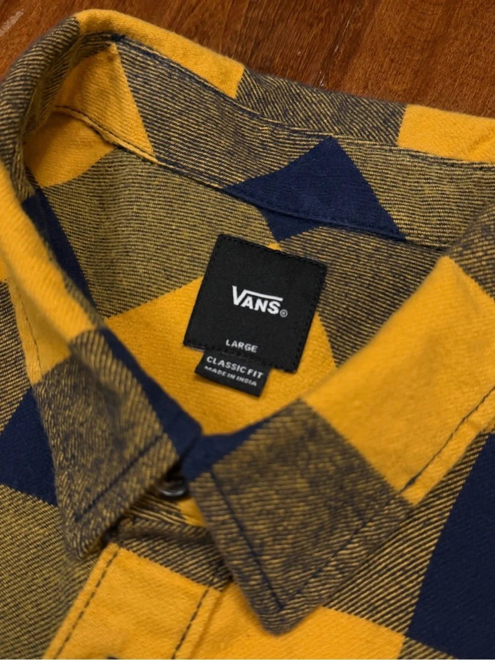 EUC Vans 2017 Yellow Navy Buffalo Plaid Flannel Long Sleeve Shirt Men sz. L
